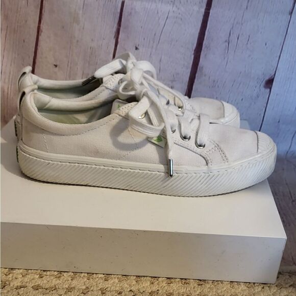 Cariuma Rio Brazil "OCA Low" White Canvas Sneakers Wmns 6/EU 36.5 $85 - Picture 3 of 11